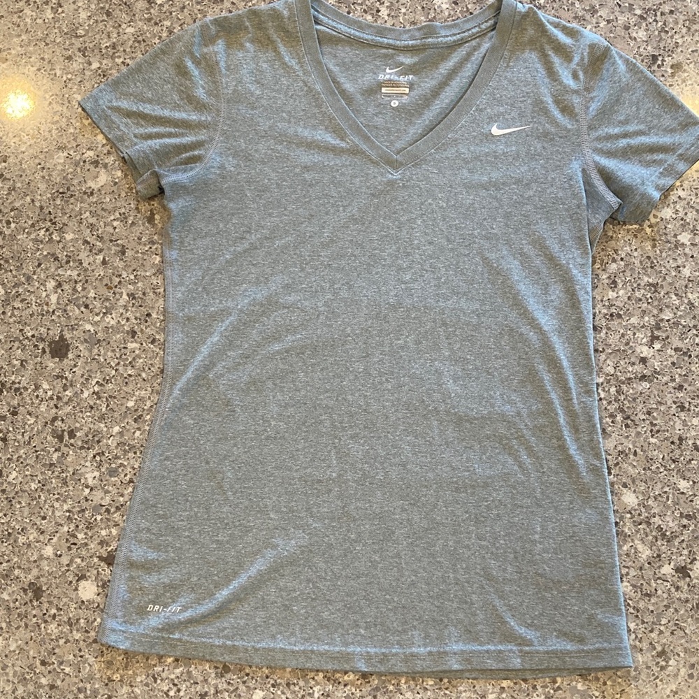 Woman’s Nike Performance tee